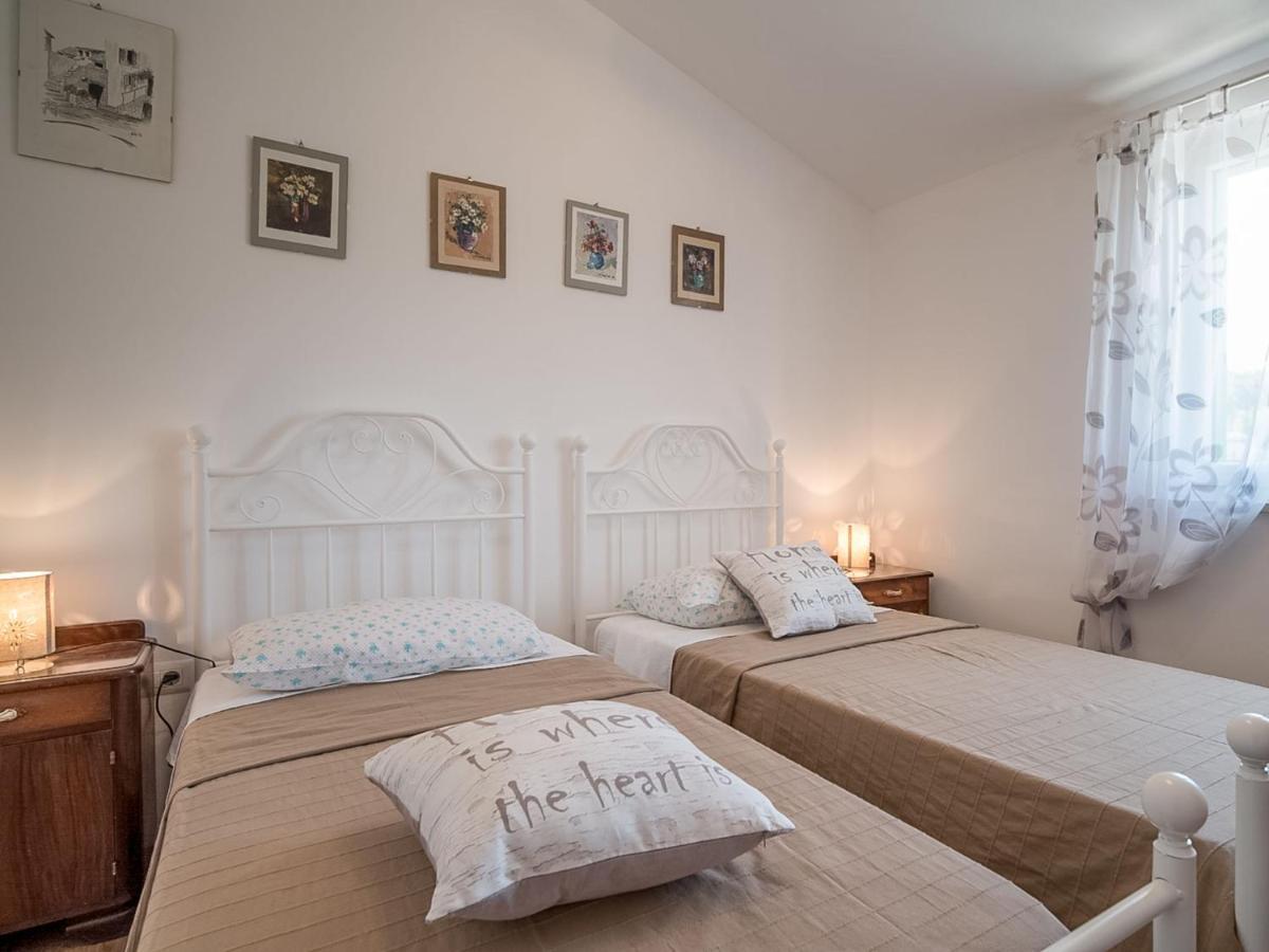 Holiday Home Villa Malini By Interhome Boskari Bagian luar foto